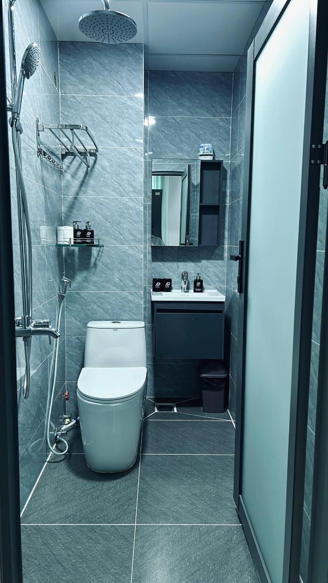 Apec Bnb Hotel Хошимин Екстериор снимка